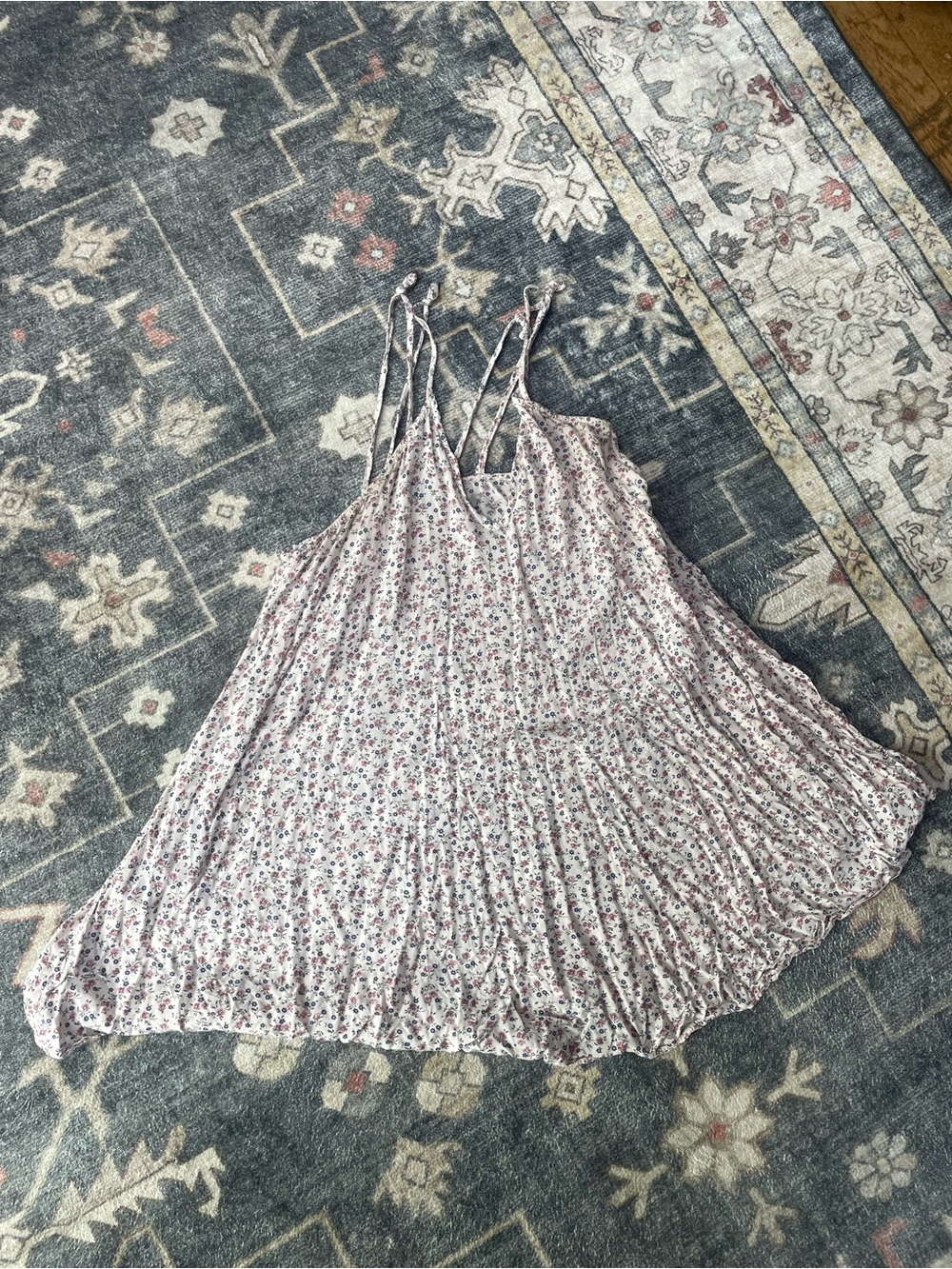 American Eagle Outfitters Cream Floral Spaghetti Strap Top